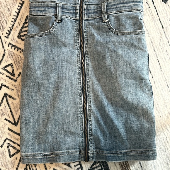American Eagle Outfitters Denim Overall Dress - Picture 3 of 6